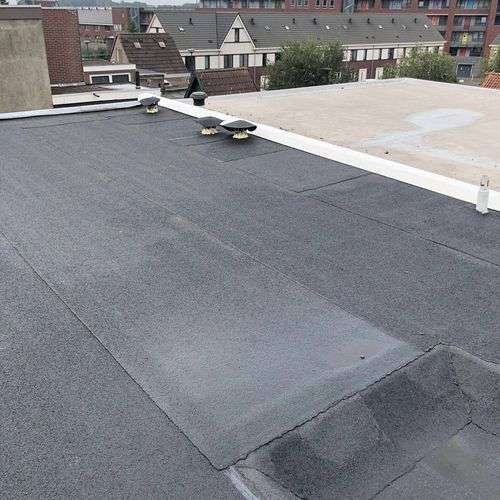 Een nieuw bitumen dak in Lochem